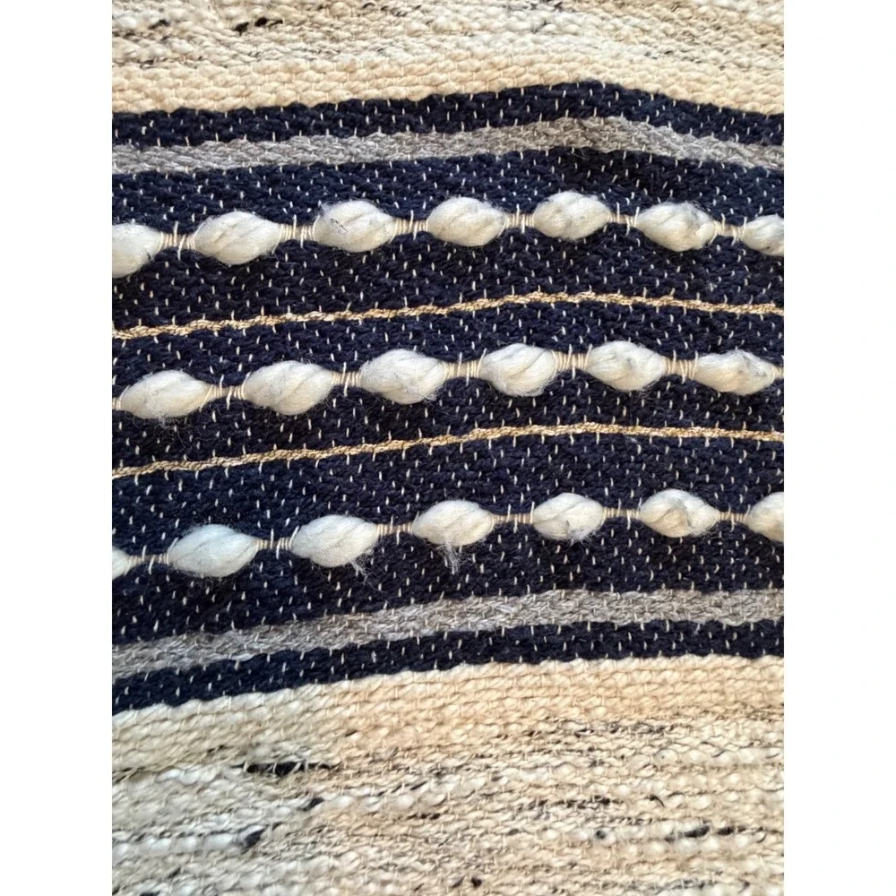 N/A woven striped